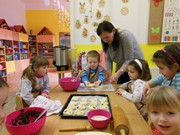 Pečeme koláče ve školce